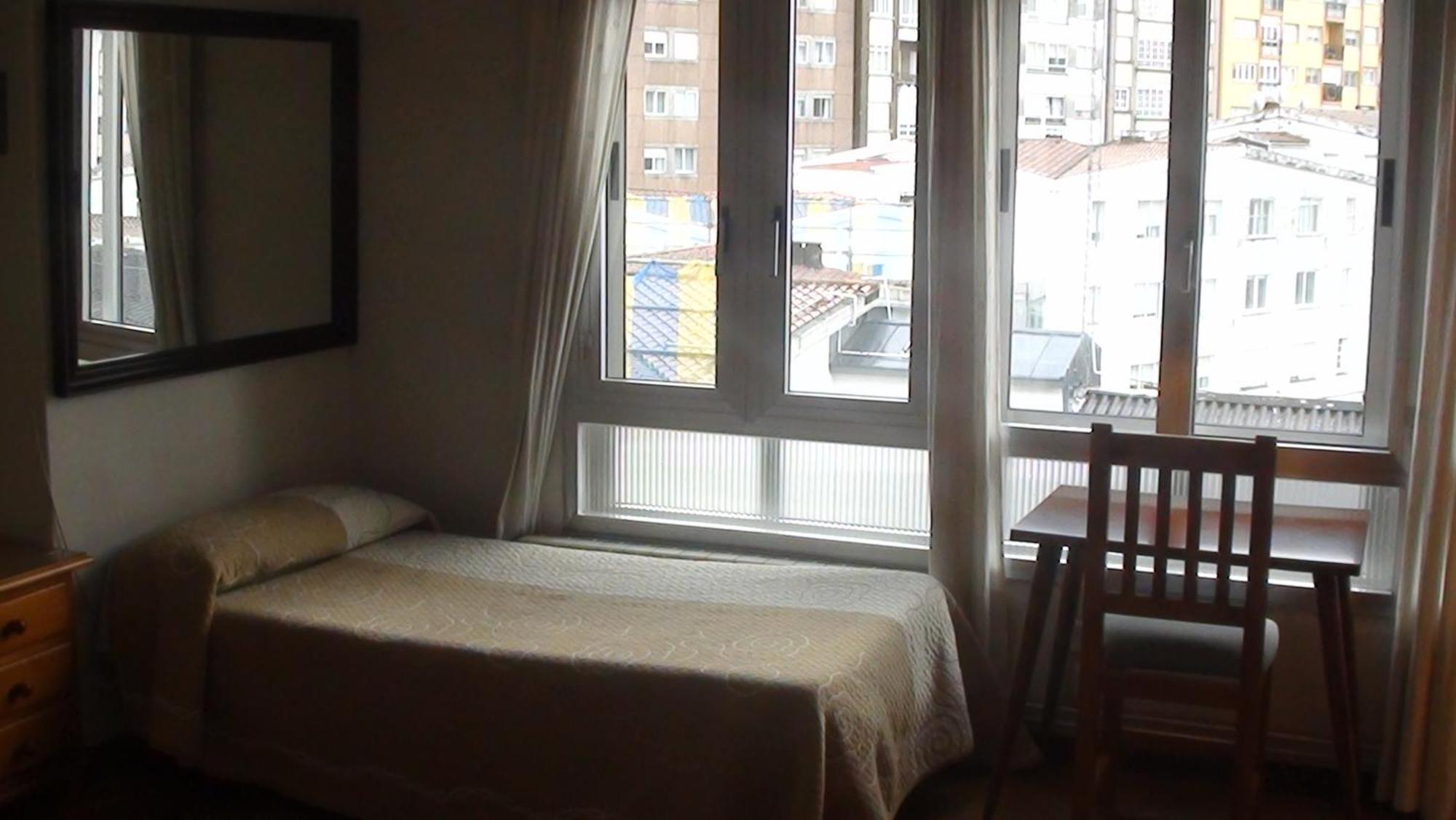 Pension Santa Rita Santiago de Compostela Dış mekan fotoğraf